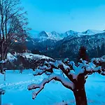 & In Interlaken ביטנברג