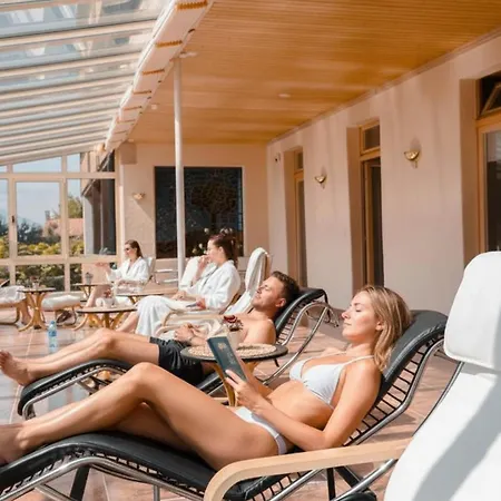 Hotel & In Interlaken 4*