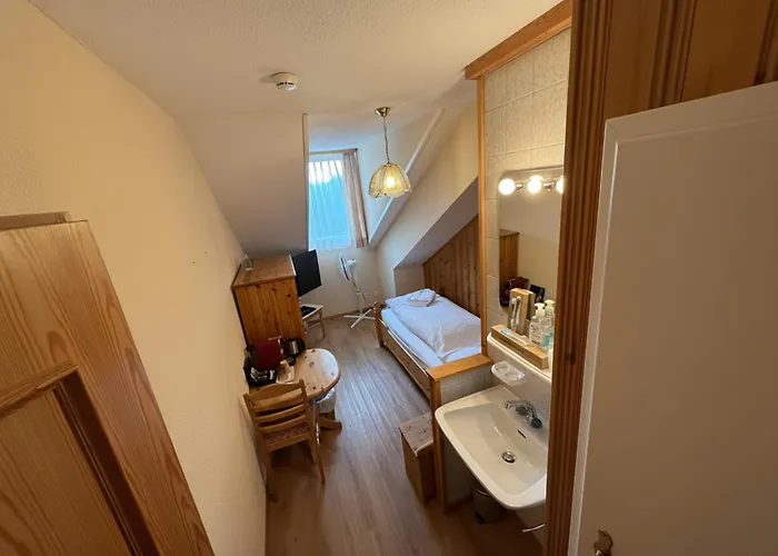 מלון & In Interlaken 4*