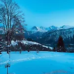 فندق & In Interlaken 4*