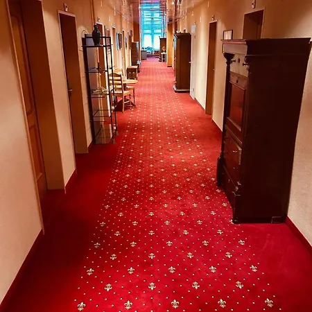 Hotel & In Interlaken